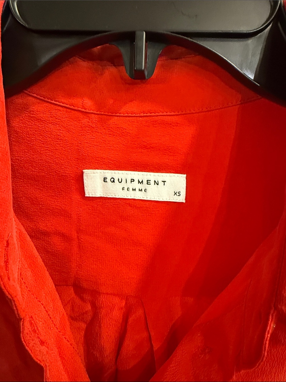Equipment Femme Silk Button Down - Picture 2 of 4
